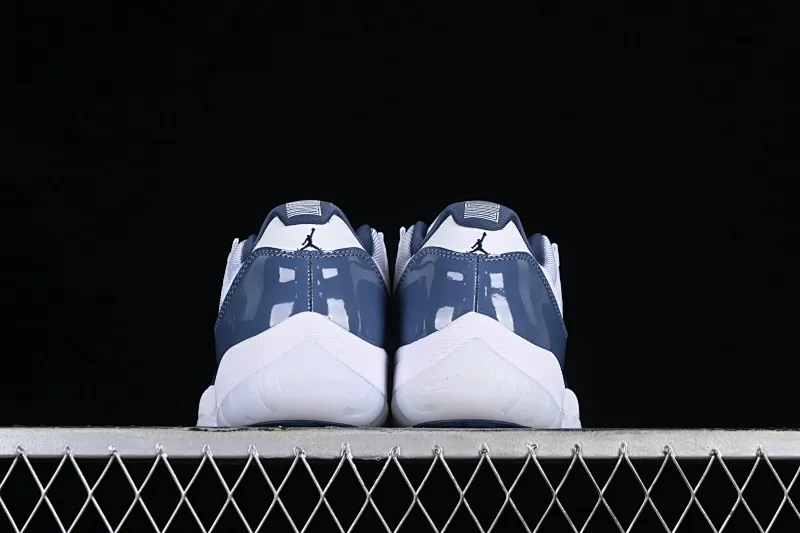 All categories Air Jordan Jordan series basketball shoes Air Jordan 11 F version Air Jordan 11 Low "Diffused Blue" AJ11 Joe 11 navy blue genuine carbon FV5104-104